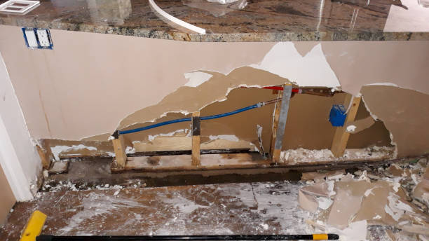 Best Emergency water damage restoration  in Marengo, IA